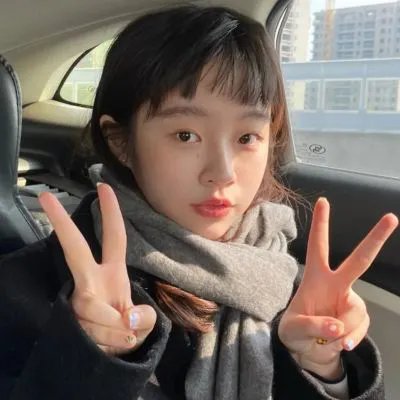 低头不见抬头见